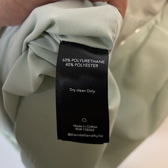 ⚪️ Kendall & Kylie vegan leather pastel green mini dress - Picture 6 of 6